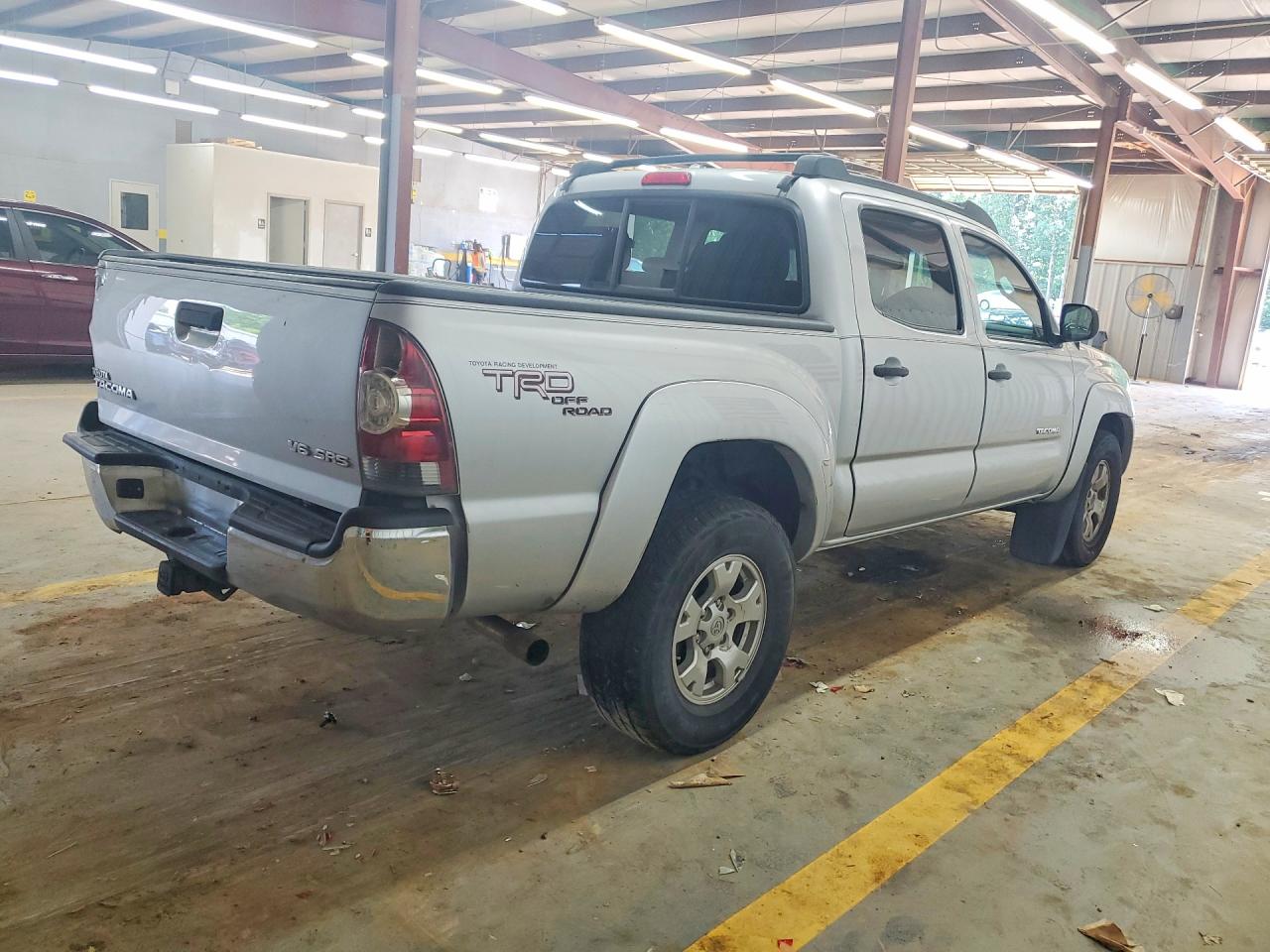 2010 TOYOTA TACOMA