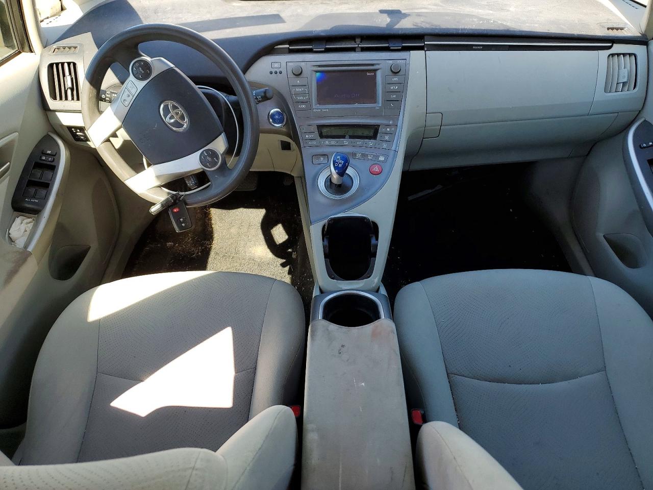 2015 TOYOTA PRIUS