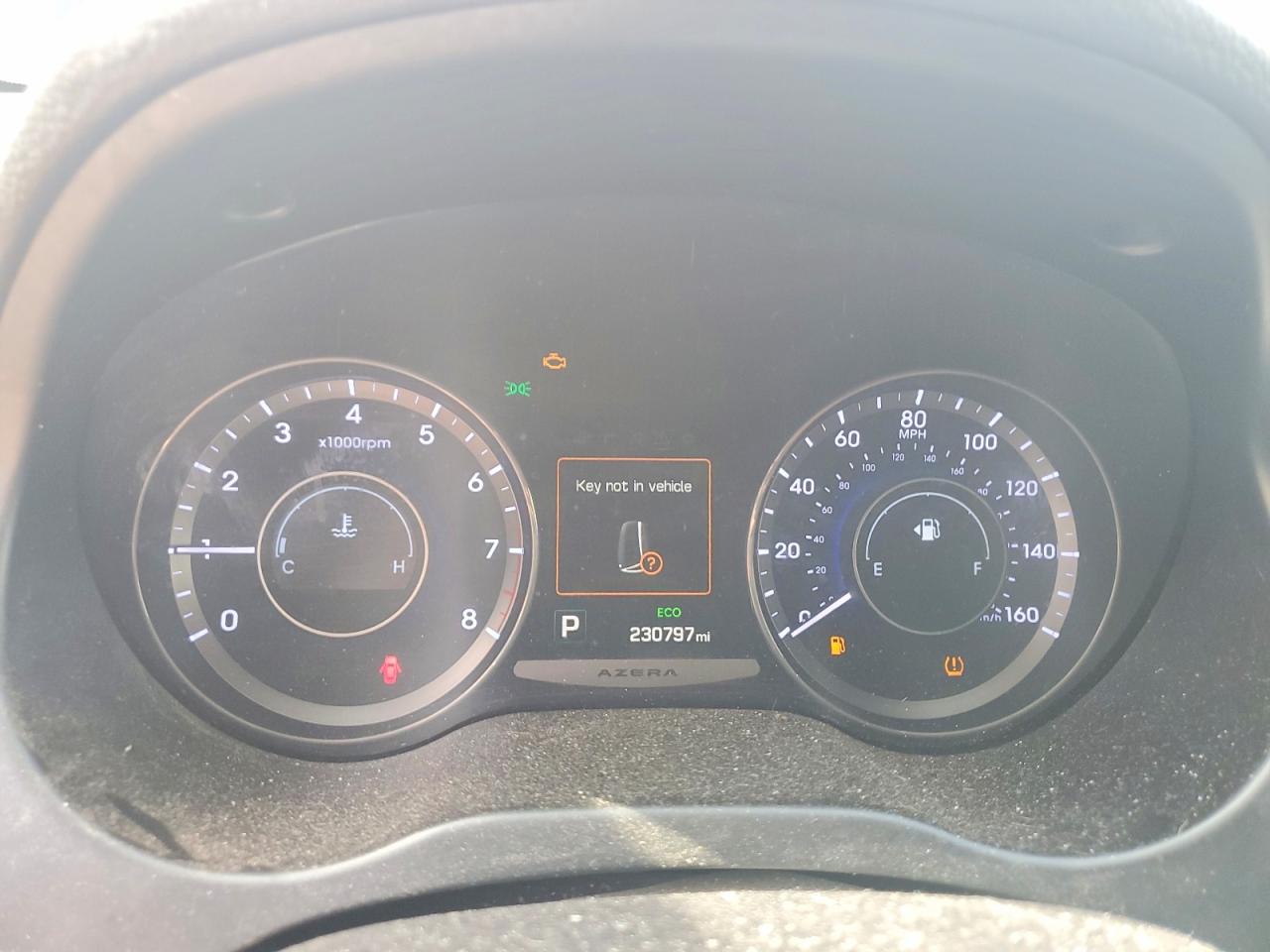 2015 HYUNDAI AZERA
