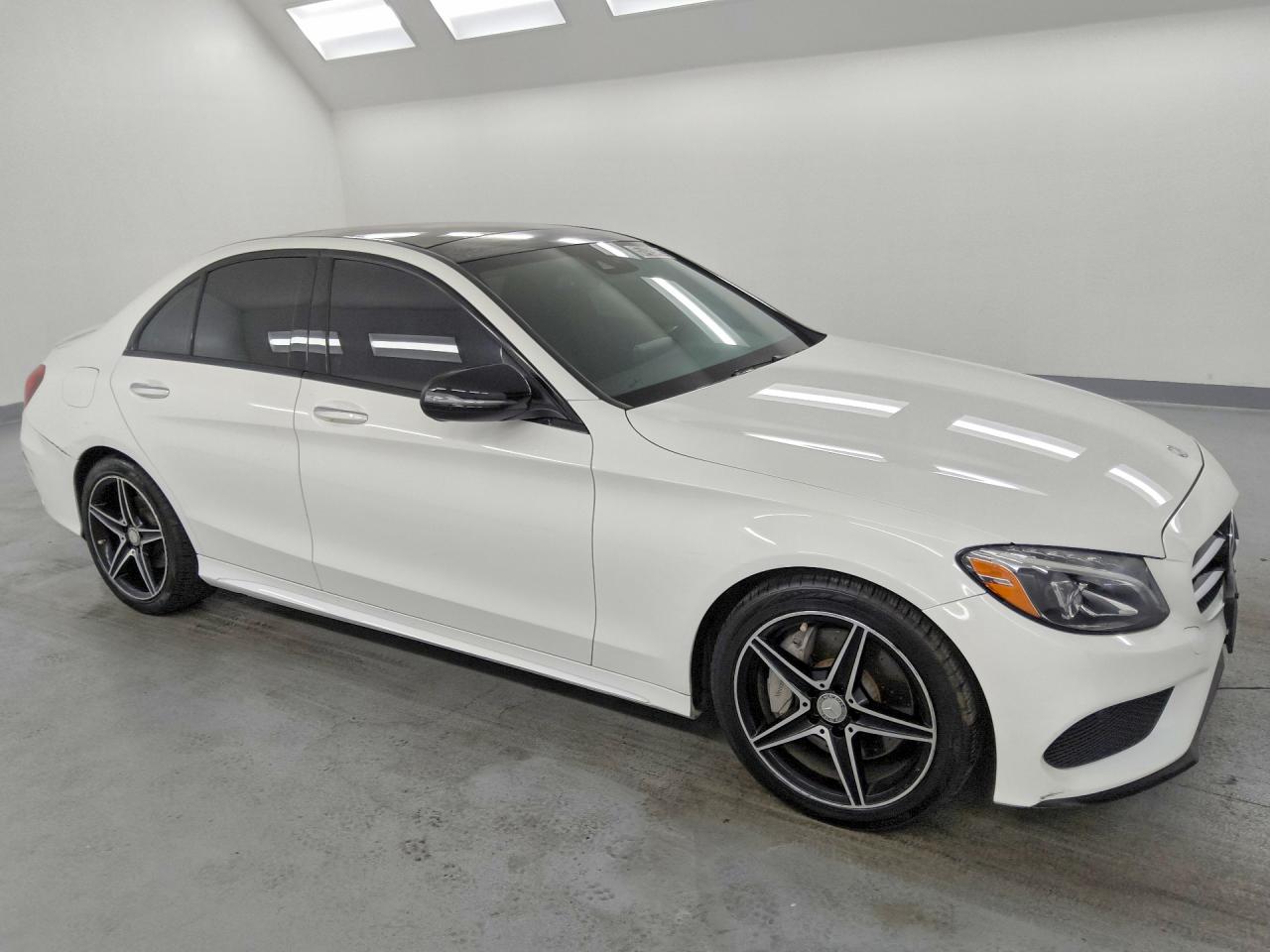 2016 MERCEDES-BENZ C-CLASS