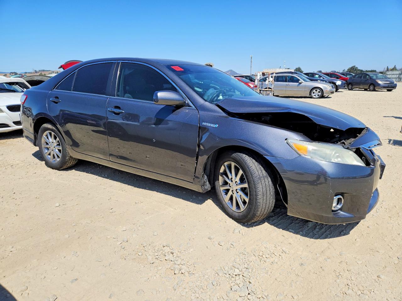 2011 TOYOTA CAMRY