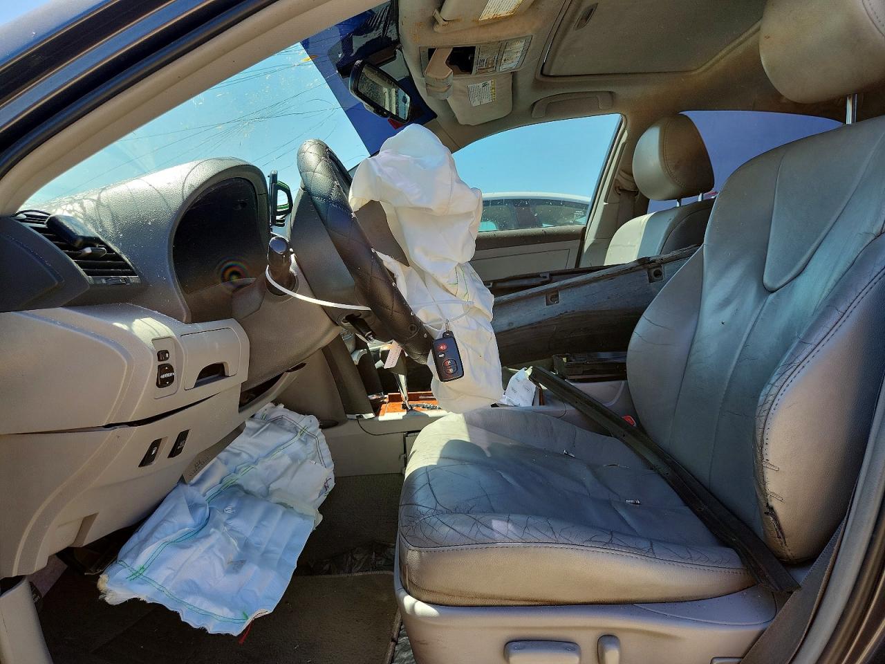 2011 TOYOTA CAMRY