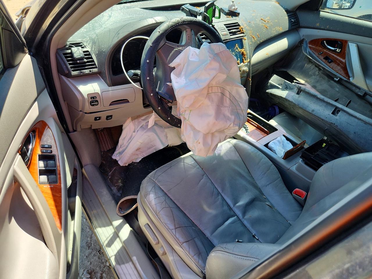 2011 TOYOTA CAMRY