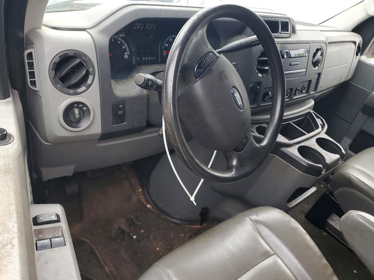 2014 FORD ECONOLINE