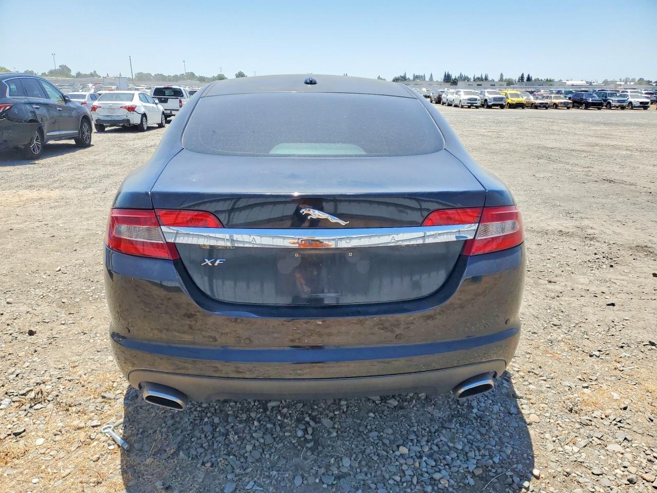 2010 JAGUAR XF