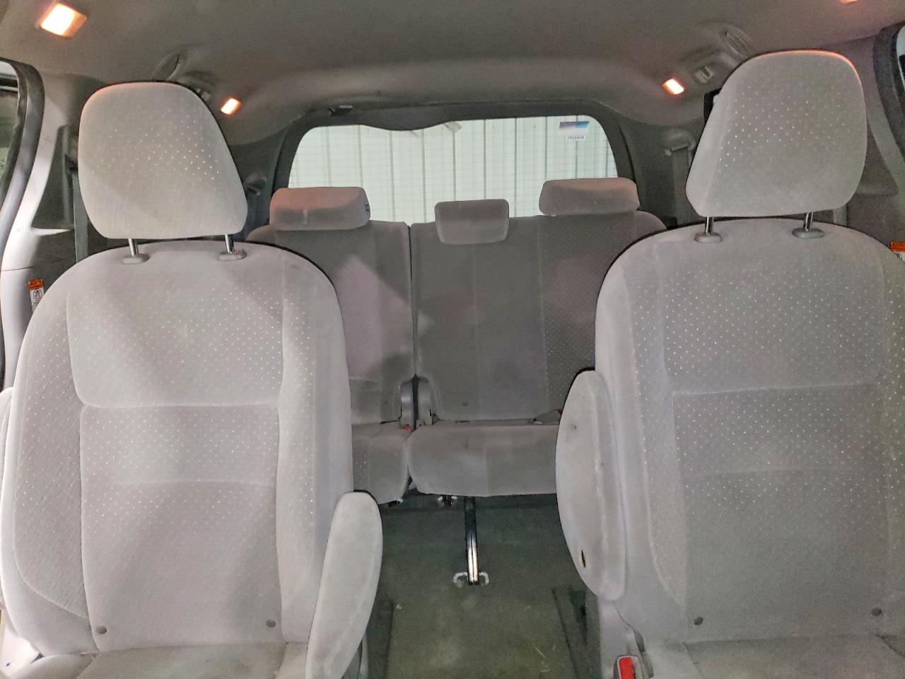 2015 TOYOTA SIENNA