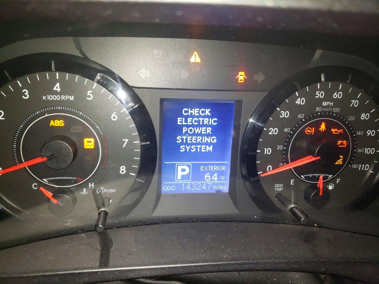 2015 TOYOTA SIENNA