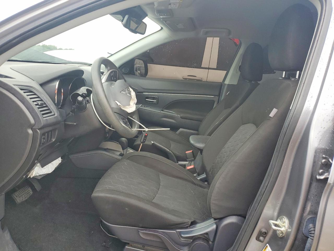 2023 MITSUBISHI OUTLANDER