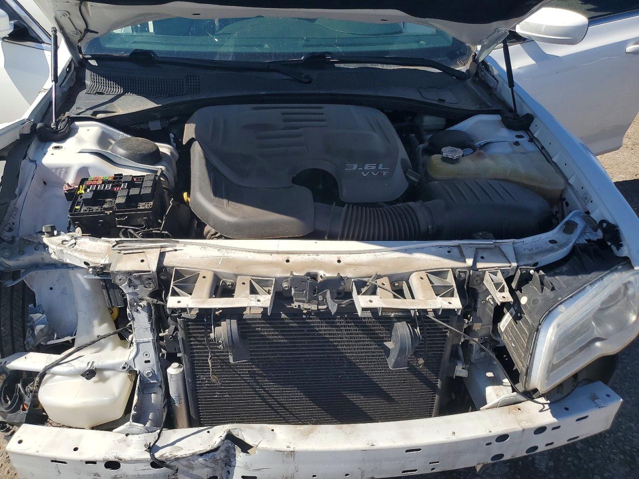2014 CHRYSLER 300