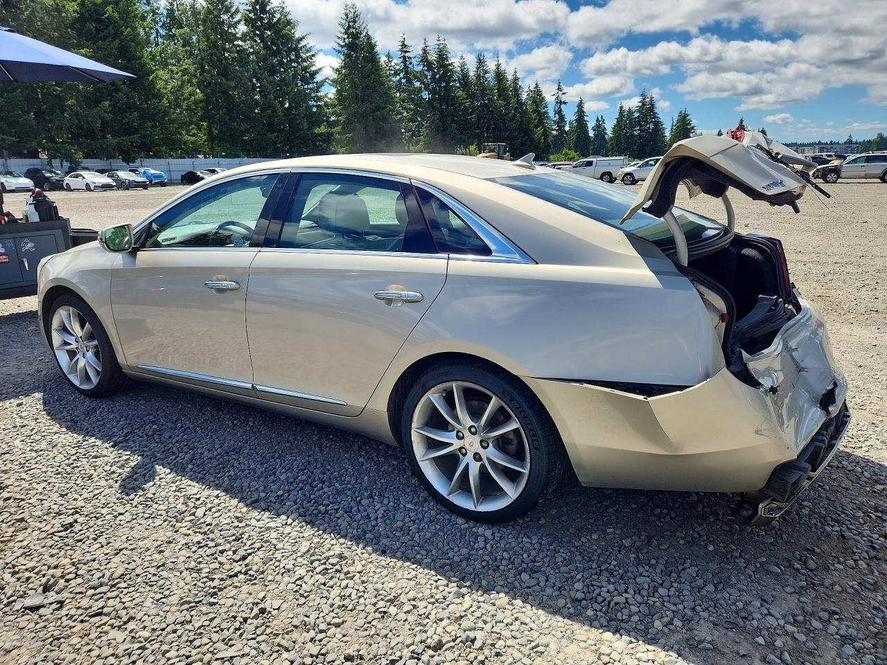2013 CADILLAC XTS
