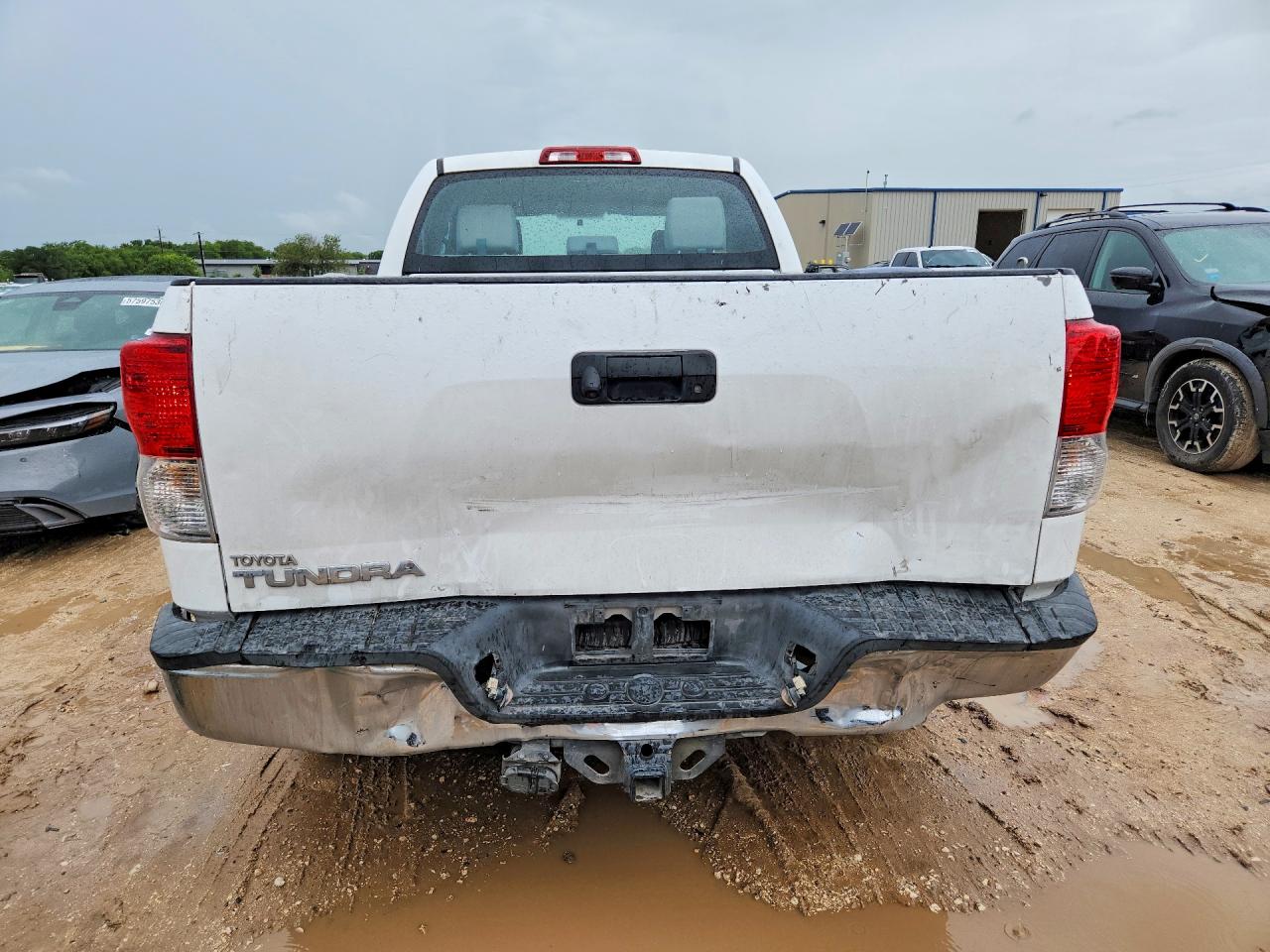 2013 TOYOTA TUNDRA