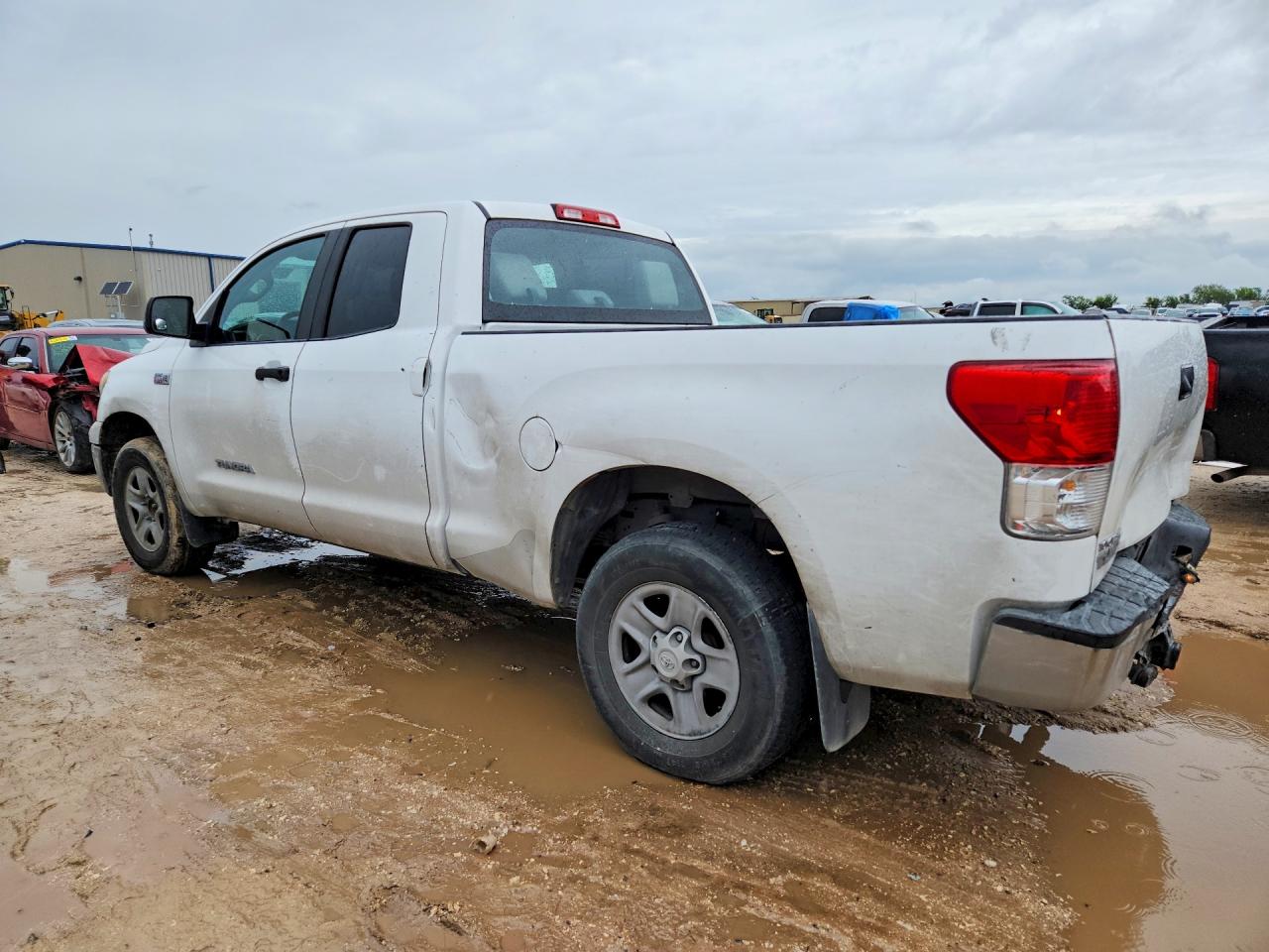 2013 TOYOTA TUNDRA