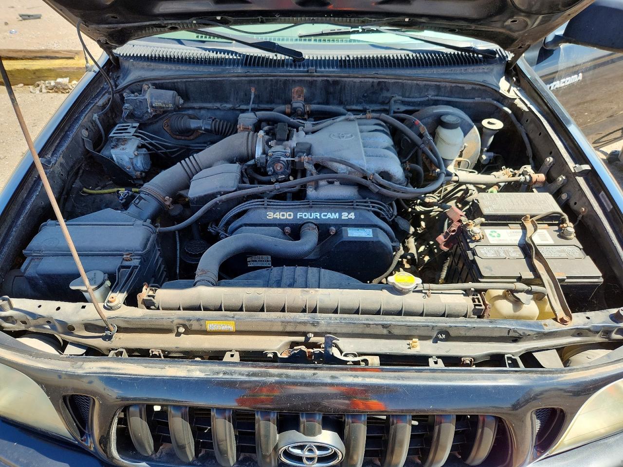 2004 TOYOTA TACOMA