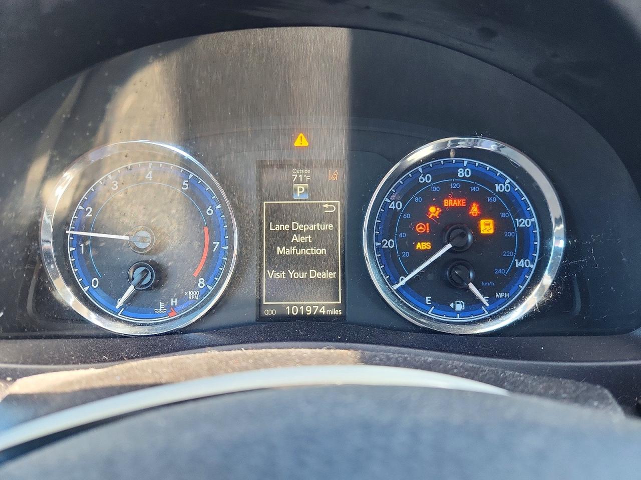 2017 TOYOTA COROLLA
