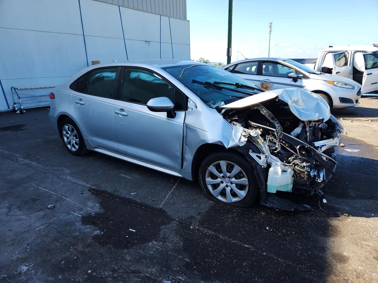 2021 TOYOTA COROLLA