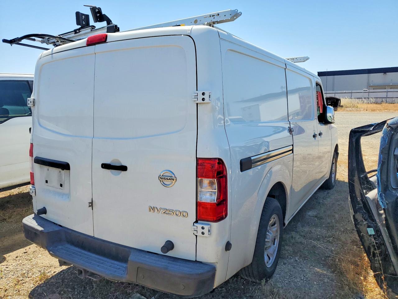 2021 NISSAN NV