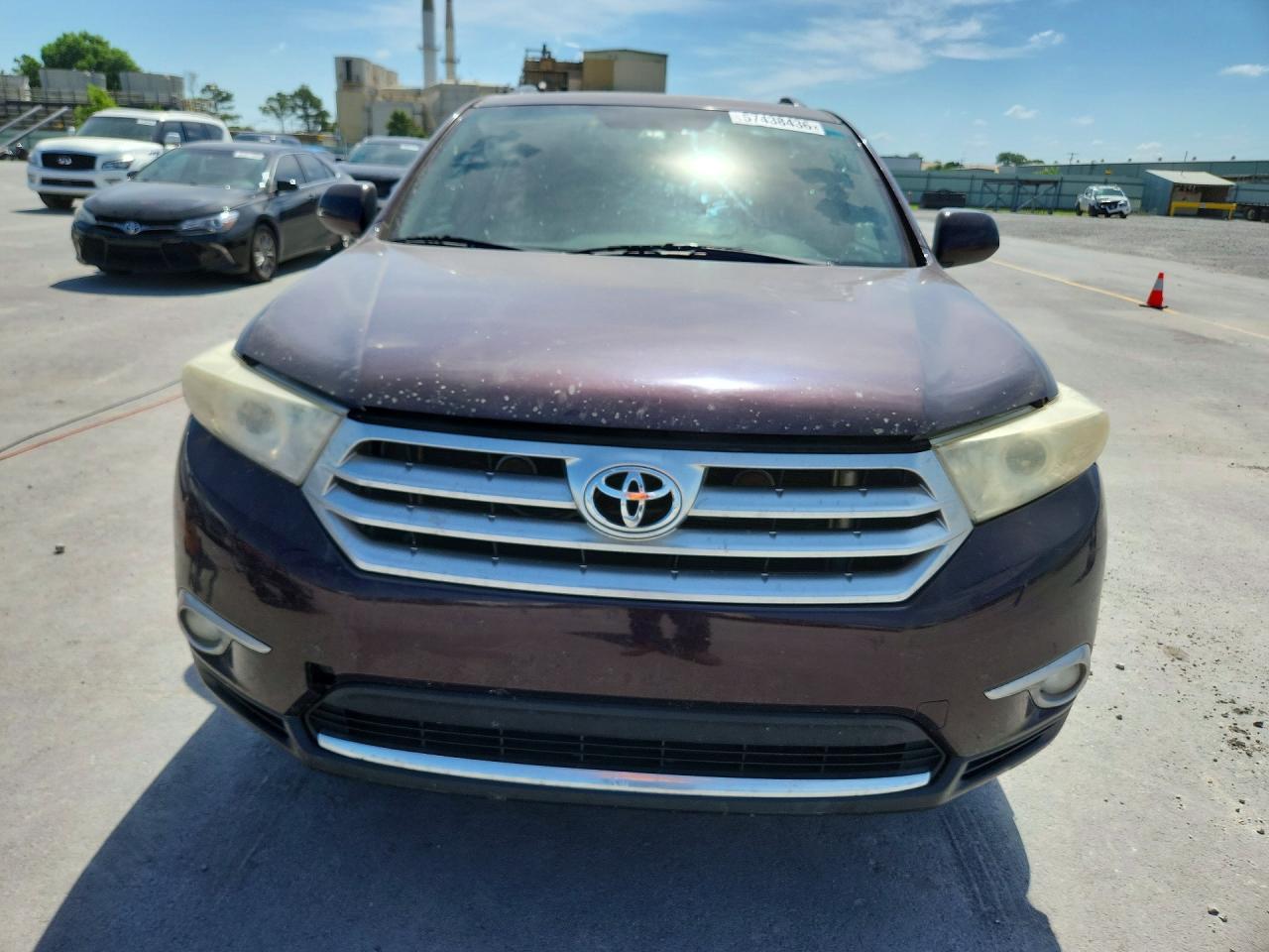 2011 TOYOTA HIGHLANDER