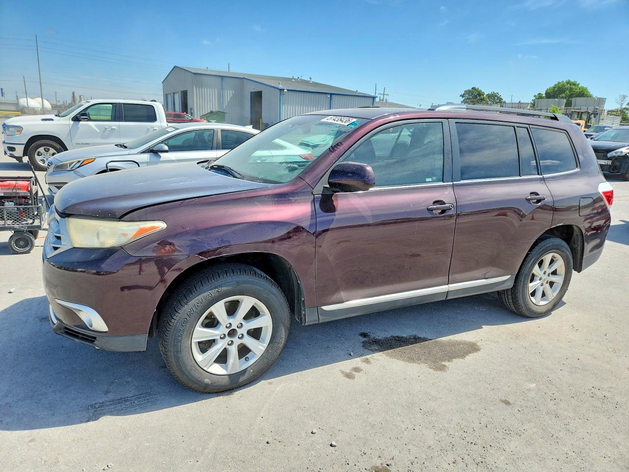 2011 TOYOTA HIGHLANDER