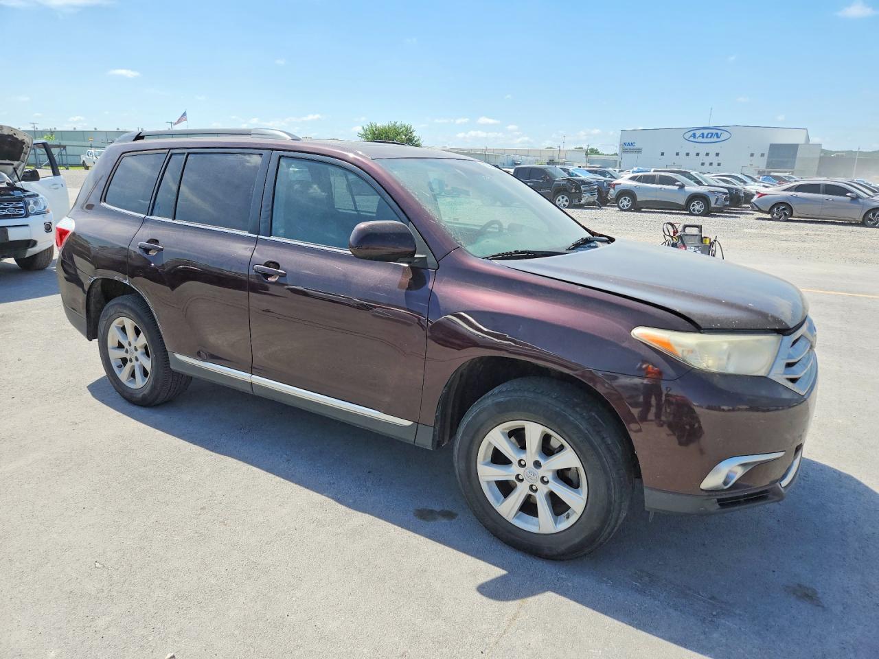 2011 TOYOTA HIGHLANDER