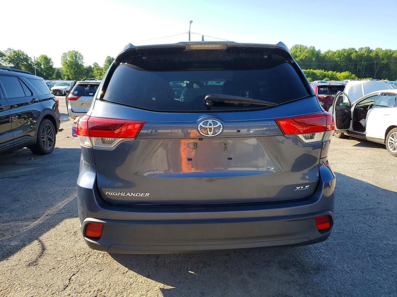 2019 TOYOTA HIGHLANDER