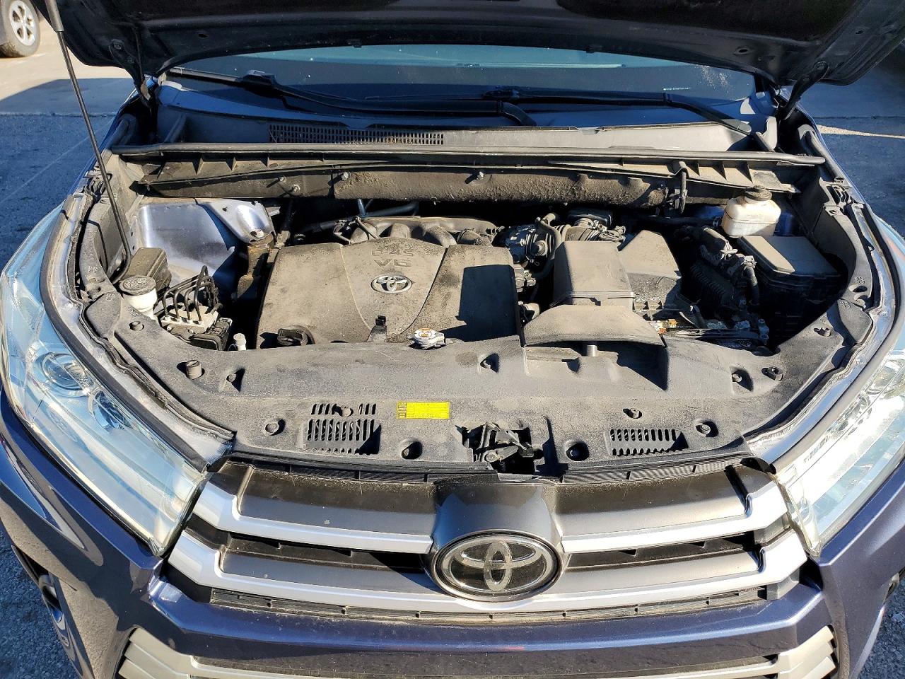 2019 TOYOTA HIGHLANDER