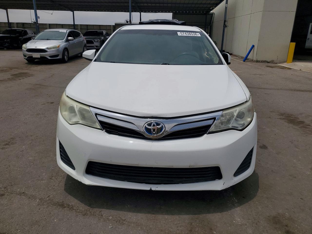 2014 TOYOTA CAMRY SOLA