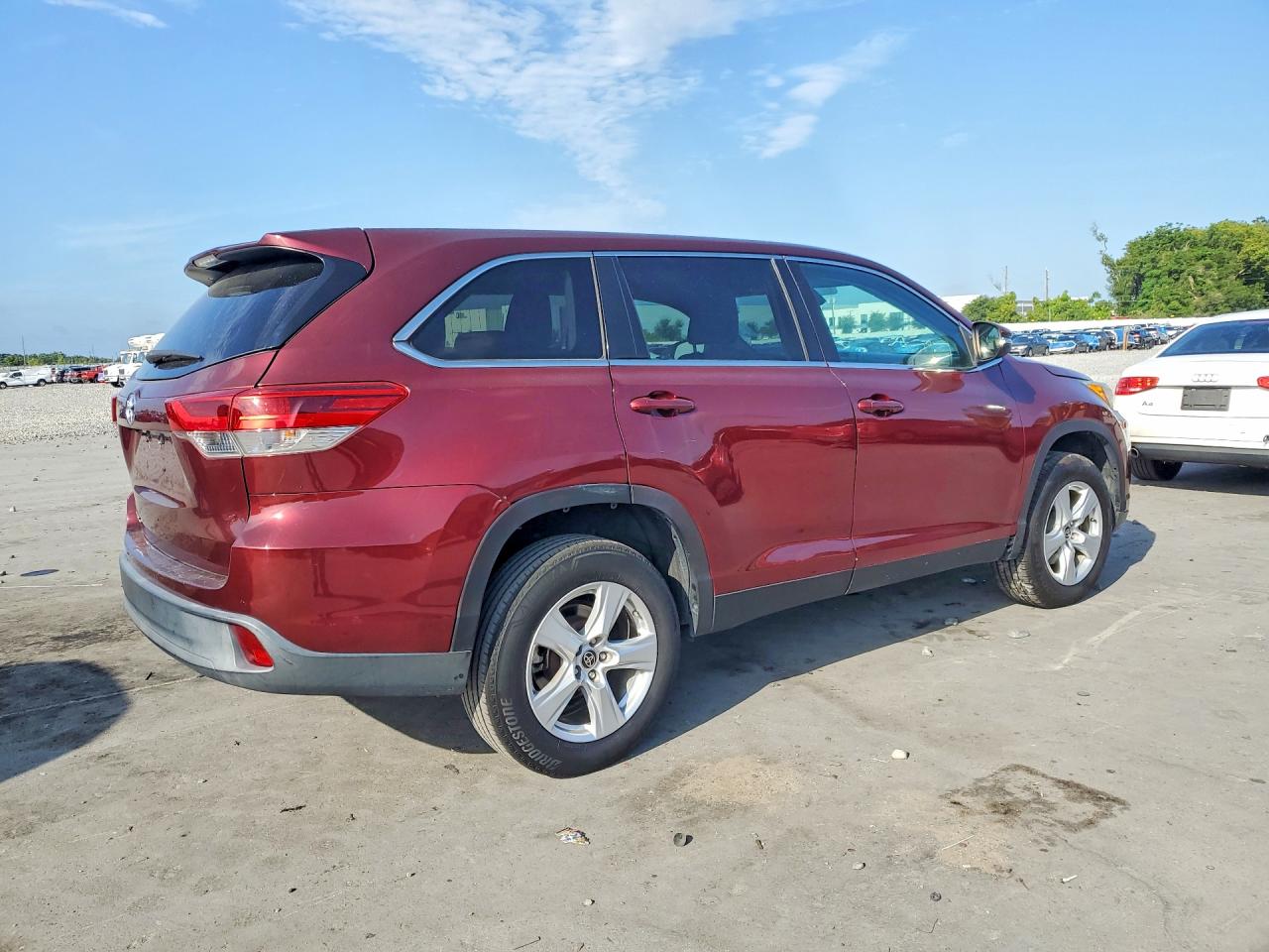 2019 TOYOTA HIGHLANDER