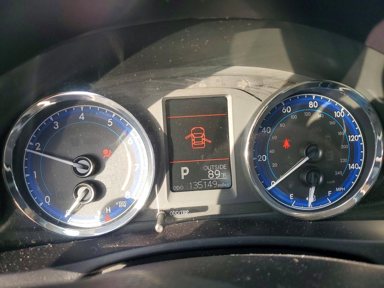 2019 TOYOTA COROLLA