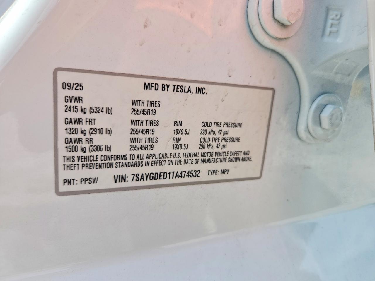 2026 TESLA MODEL Y