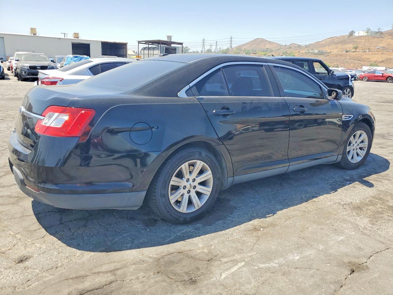 2012 FORD TAURUS