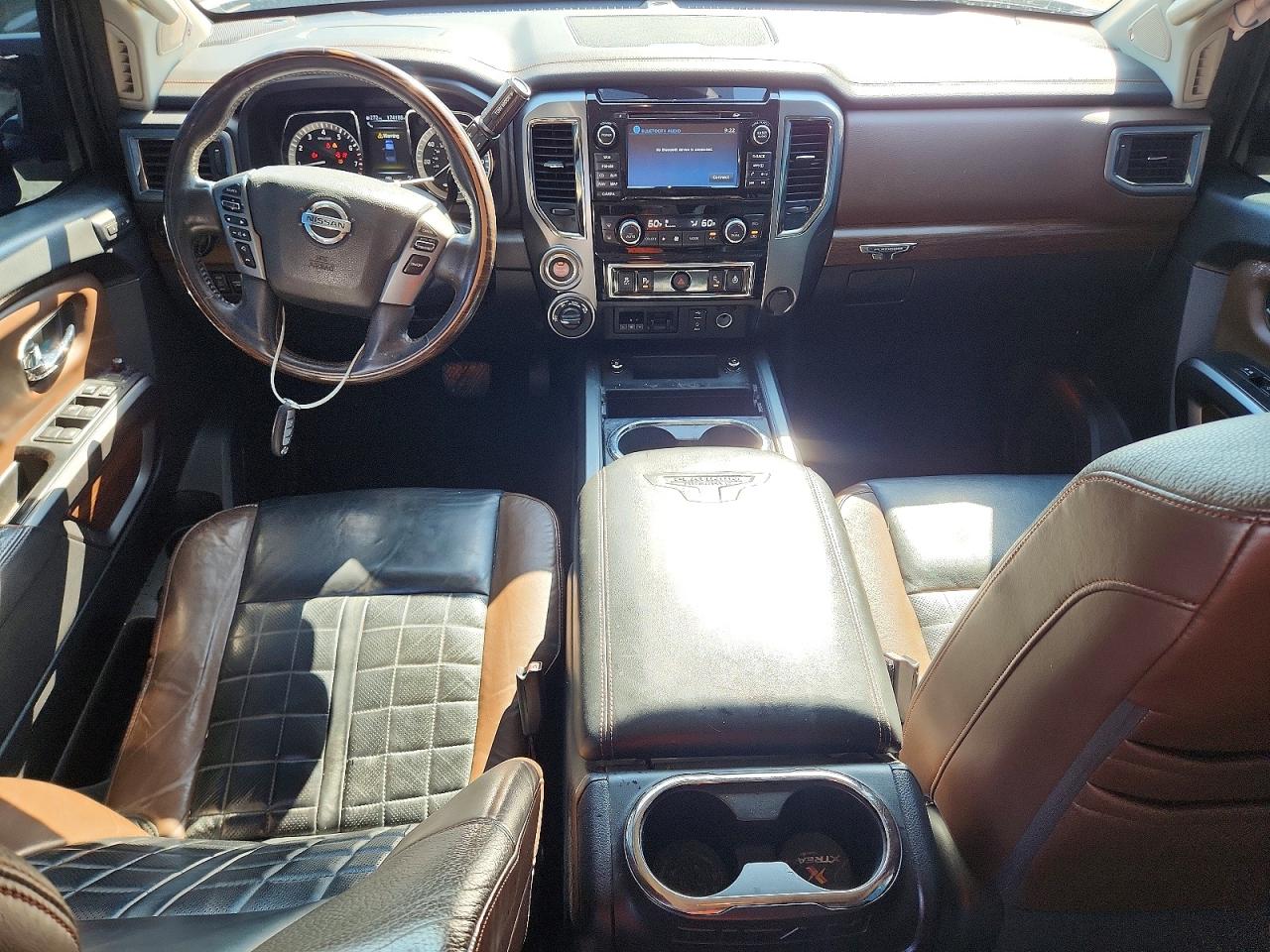 2017 NISSAN TITAN