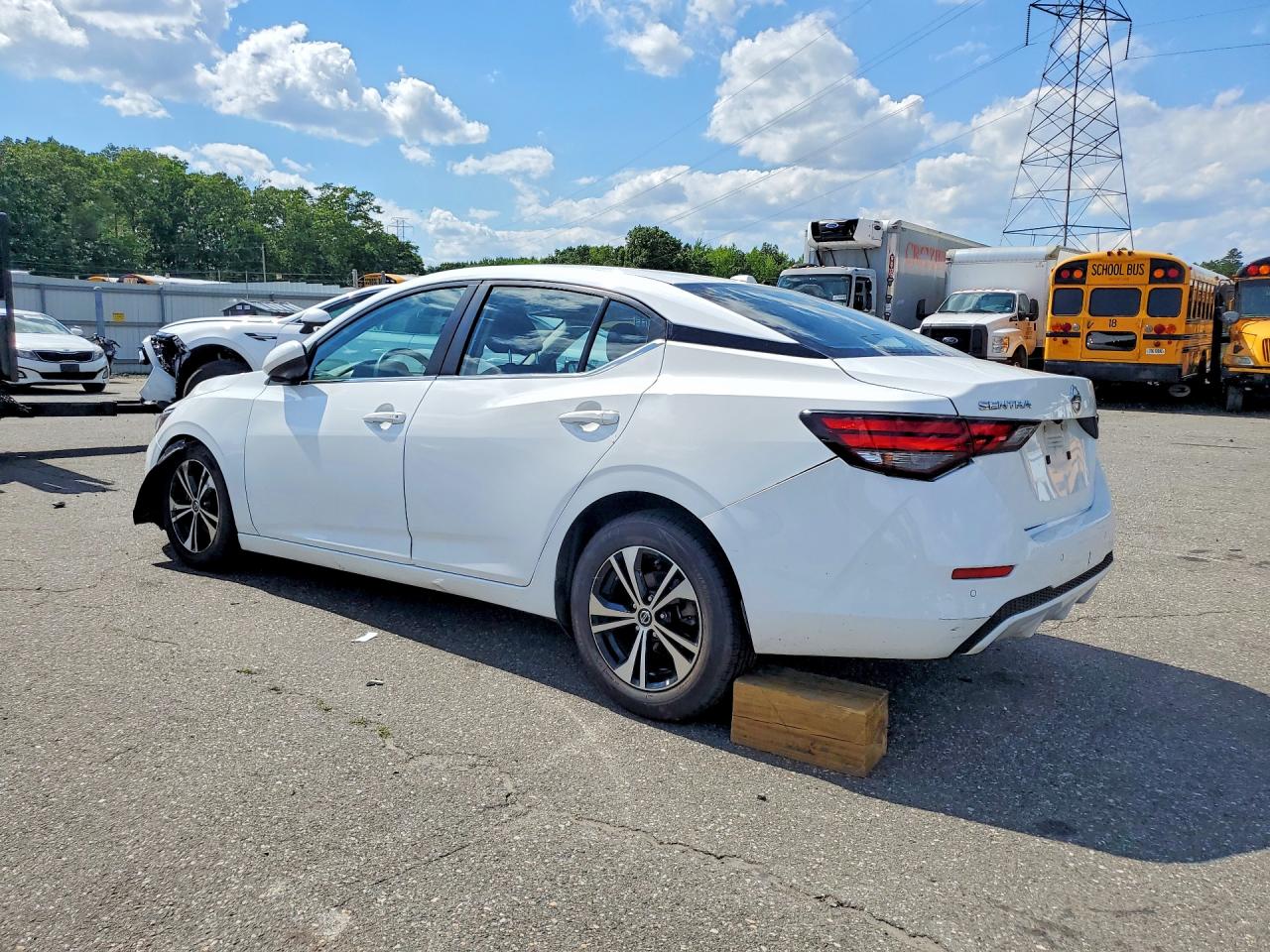2023 NISSAN SENTRA