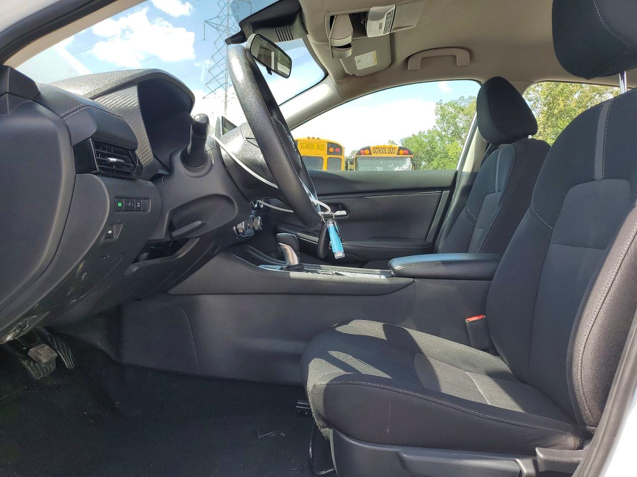 2023 NISSAN SENTRA