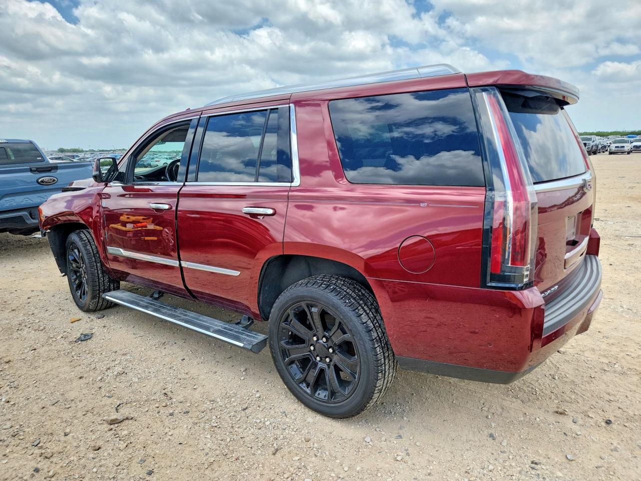 2019 CADILLAC ESCALADE