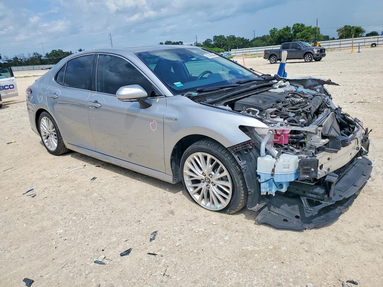2019 TOYOTA CAMRY SOLA