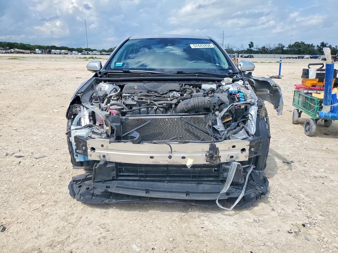 2019 TOYOTA CAMRY SOLA