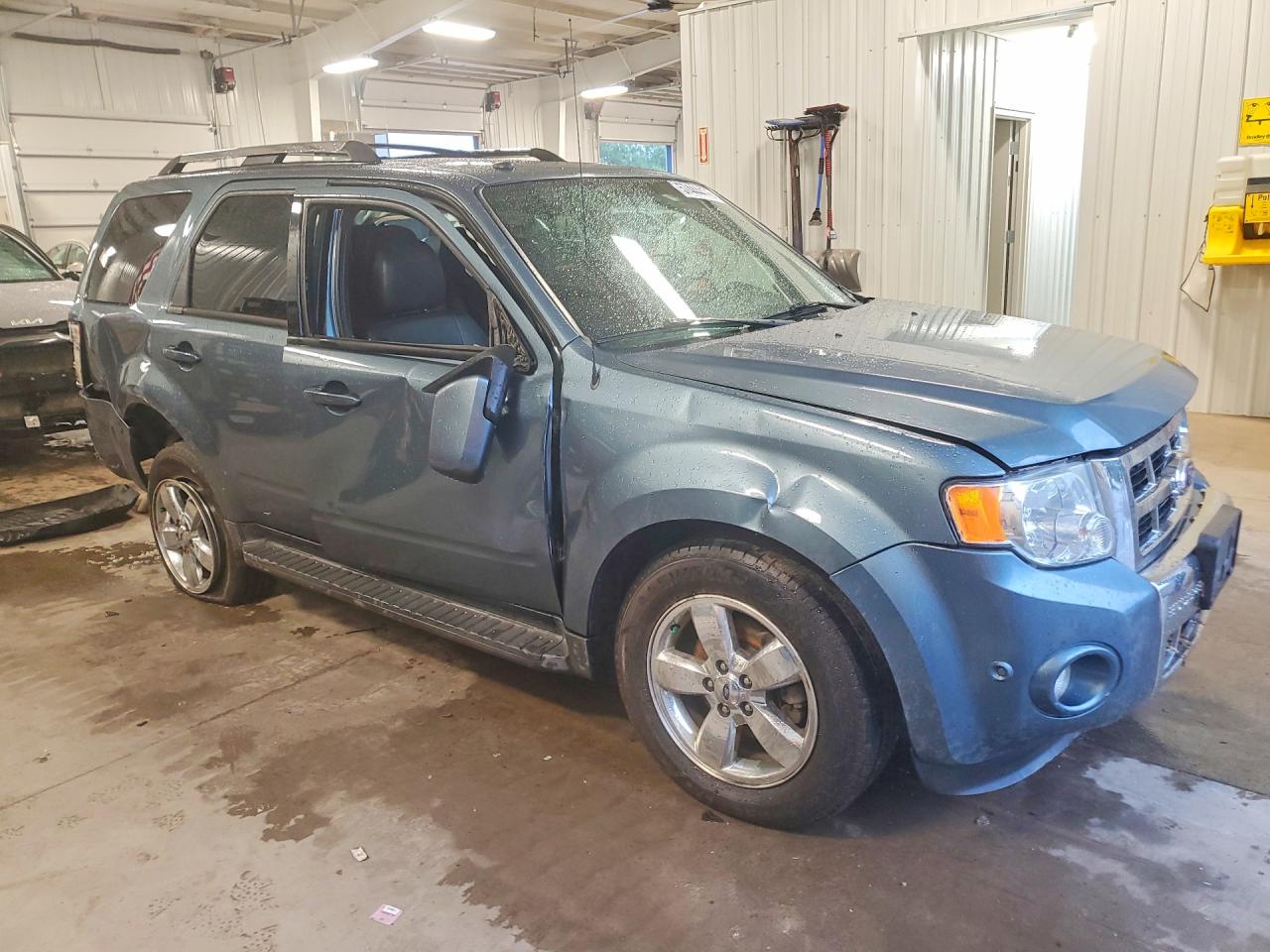 2012 FORD ESCAPE