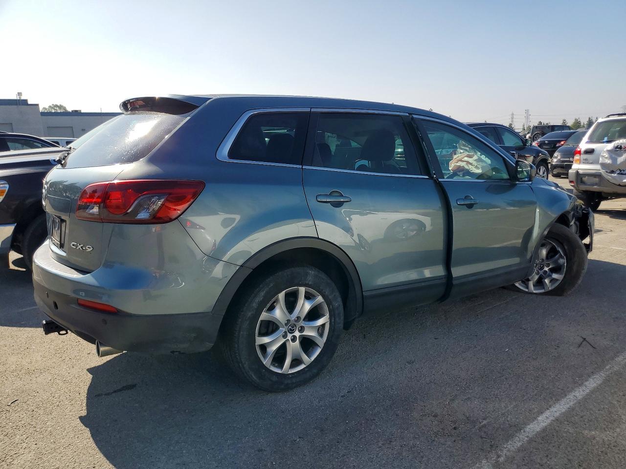 2013 MAZDA CX-9
