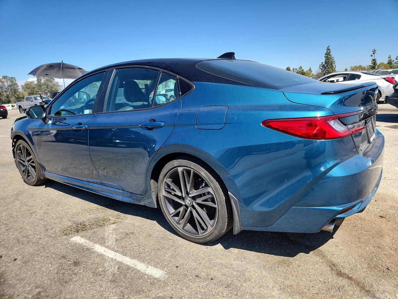 2025 TOYOTA CAMRY