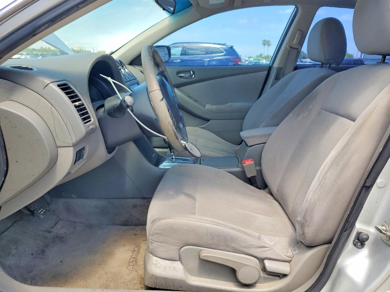 2012 NISSAN ALTIMA