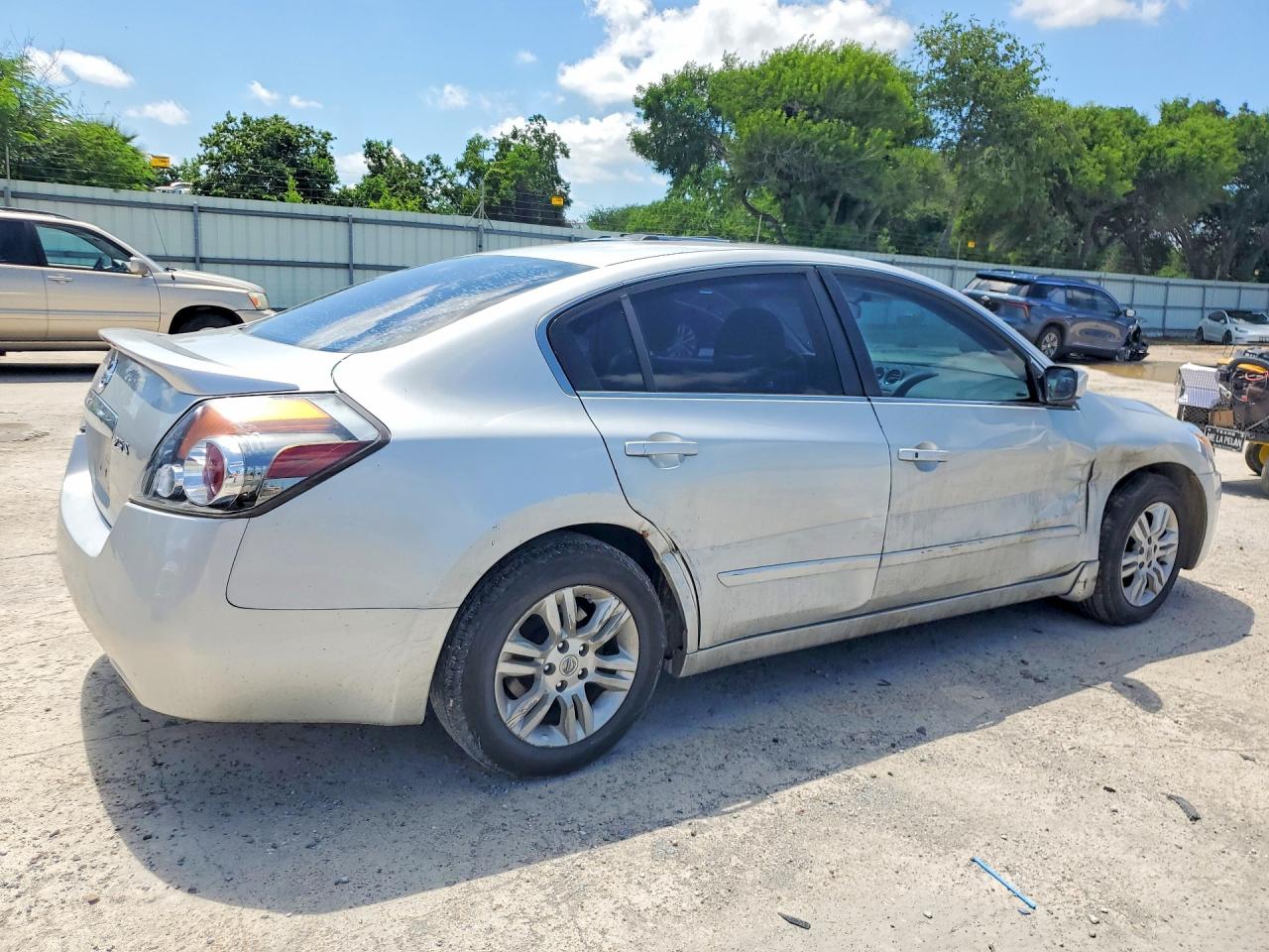 2012 NISSAN ALTIMA