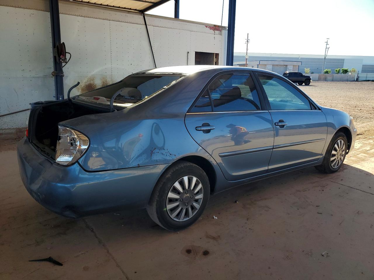 2002 TOYOTA CAMRY LE