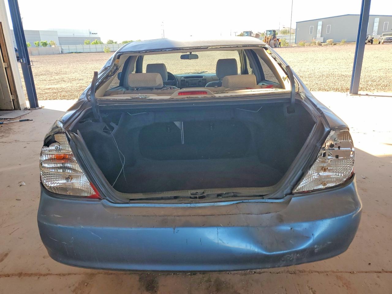 2002 TOYOTA CAMRY LE
