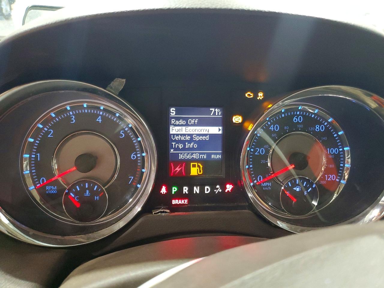 2011 CHRYSLER MINIVAN
