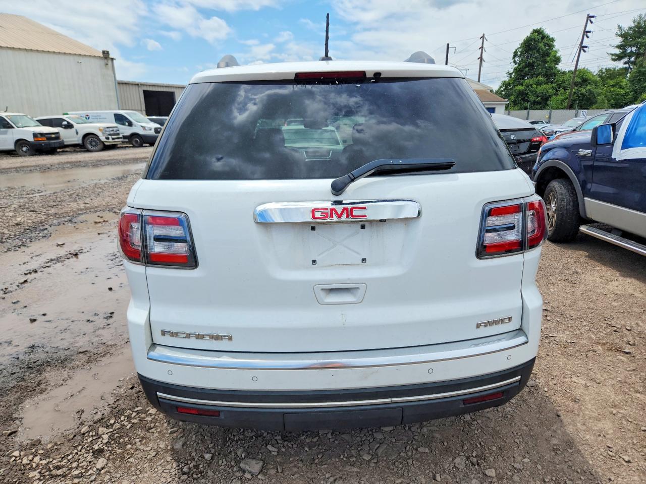 2016 GMC ACADIA