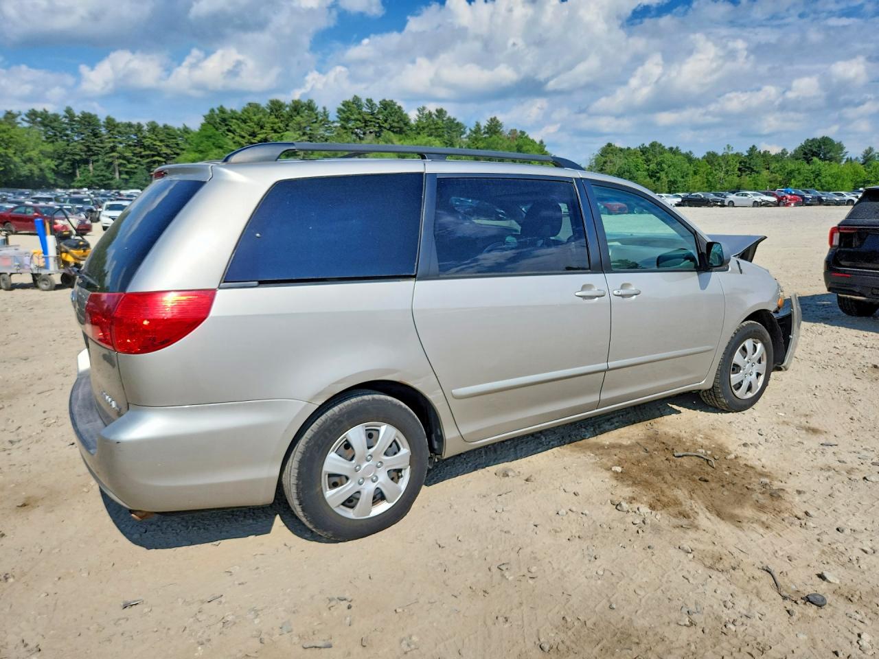 2009 TOYOTA SIENNA