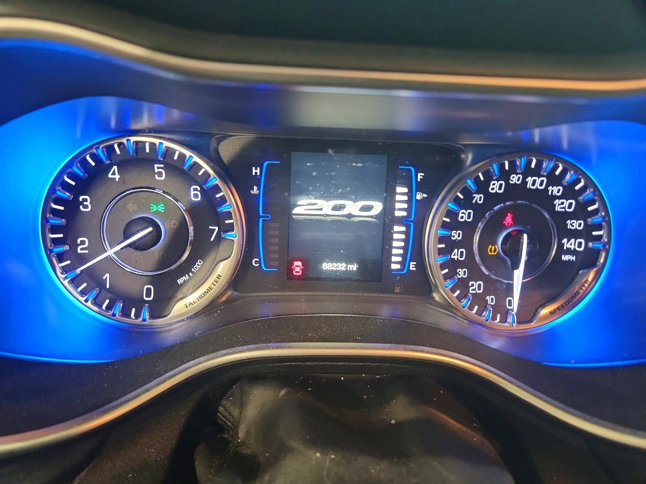 2015 CHRYSLER 200