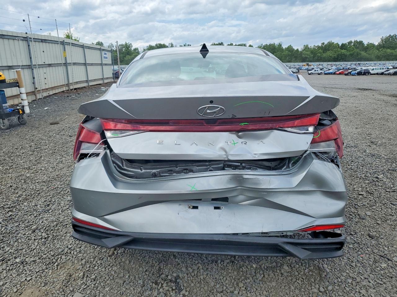 2021 HYUNDAI ELANTRA