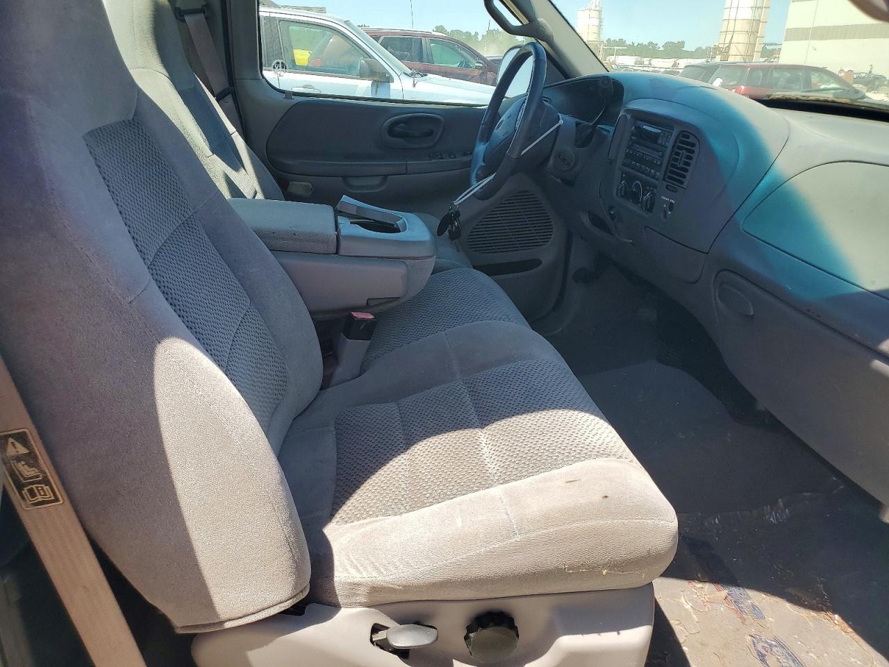 2002 FORD F150