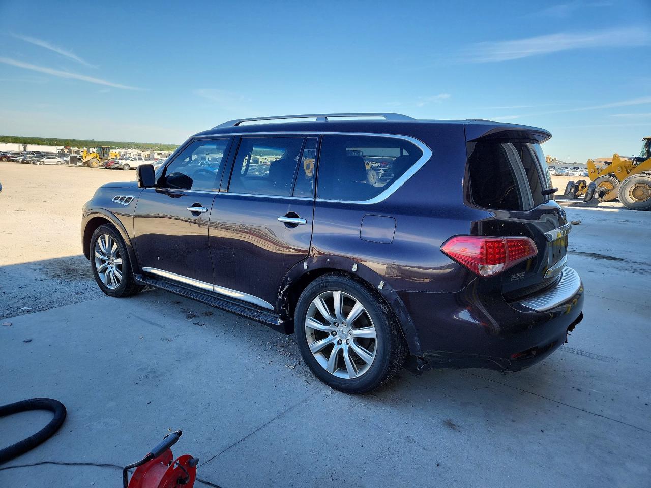 2011 INFINITI QX56